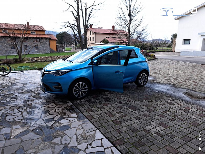 Renault&nbsp;Zoe&nbsp;<small><strong>Intens R135</strong></small>