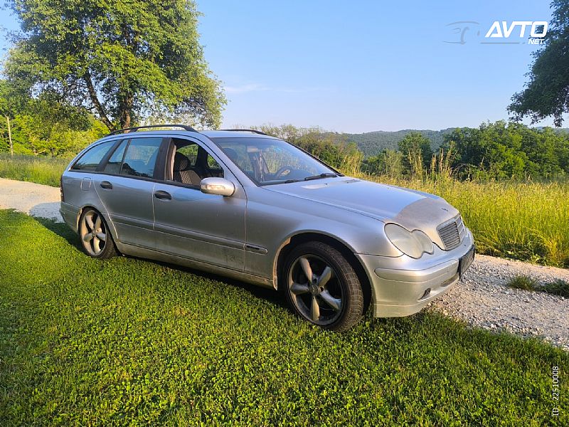 Mercedes-Benz&nbsp;C-Razred&nbsp;<small><strong>C 200 T CDI Classic</strong></small>