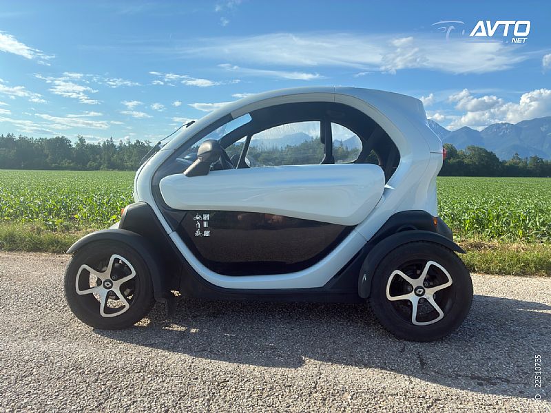 Renault&nbsp;Twizy&nbsp;<small><strong>45</strong></small>