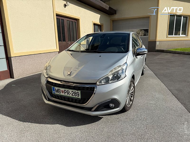 Peugeot&nbsp;208&nbsp;<small><strong>1.6 BlueHDi 100 S S Allure</strong></small>