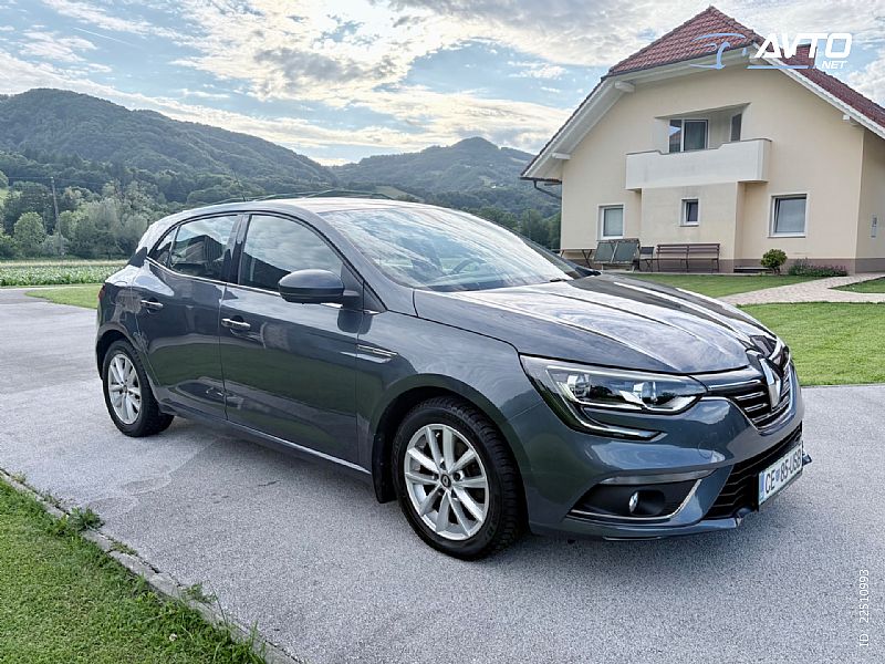 Renault&nbsp;Megane&nbsp;<small><strong>M�gane dCi 110 Limited + SLOVENSKI + 1 lastnica</strong></small>