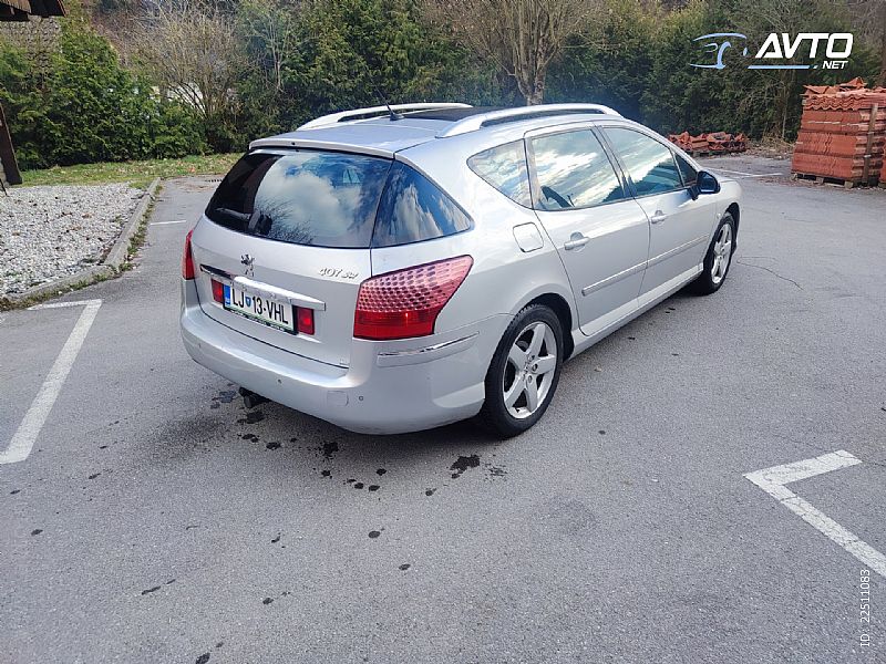 Peugeot&nbsp;407&nbsp;<small><strong>SW Premium 2.0 HDi Avt.</strong></small>