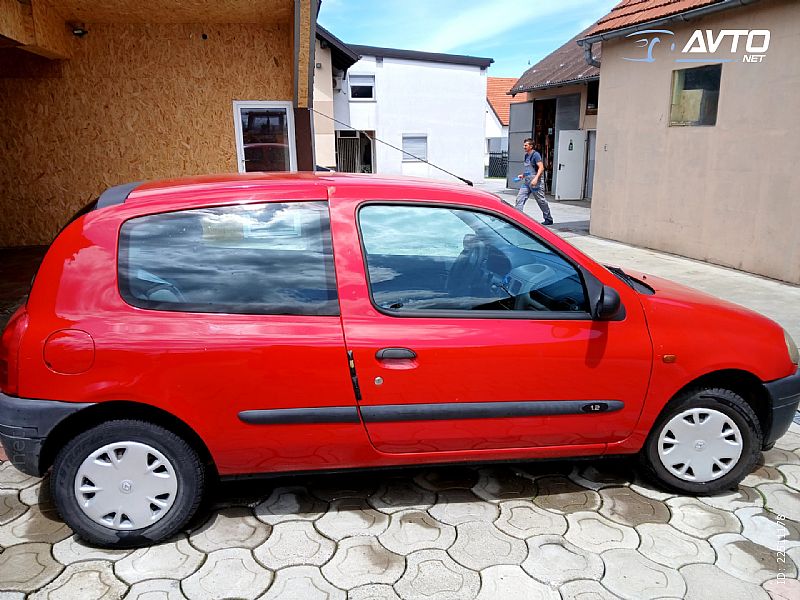 Renault&nbsp;Clio&nbsp;<small><strong>1.2</strong></small>