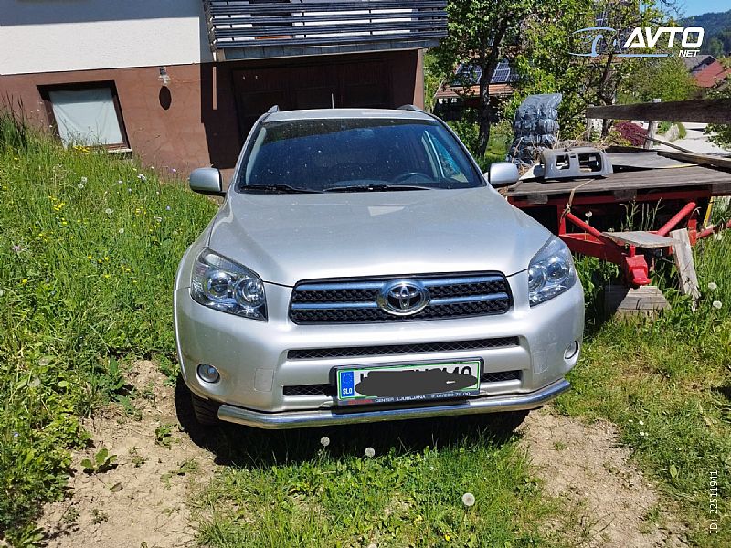 Toyota&nbsp;RAV4&nbsp;<small><strong>2.2 D-4D 4WD X</strong></small>