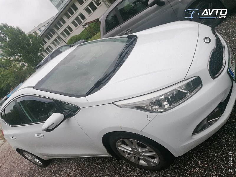 Kia&nbsp;Ceed&nbsp;<small><strong>ceed 1.6 GDI </strong></small>