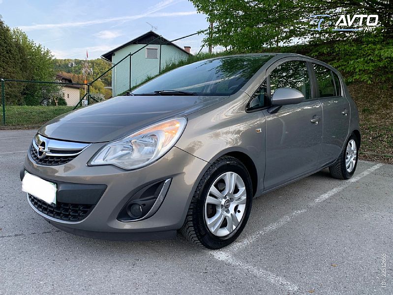 Opel&nbsp;Corsa&nbsp;<small><strong>Cosmo 1.3 CDTI - OHRANJEN</strong></small>