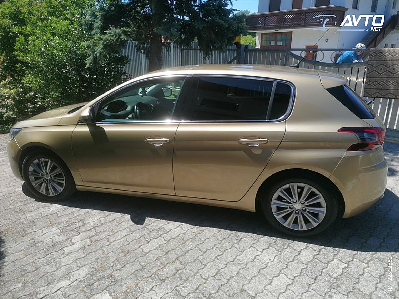 Peugeot&nbsp;308&nbsp;<small><strong>allure</strong></small>