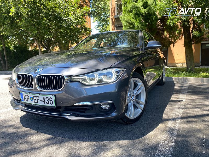 BMW&nbsp;serija 3:&nbsp;<small><strong>330i xDrive Avt. Luxury line - stre�no okno</strong></small>