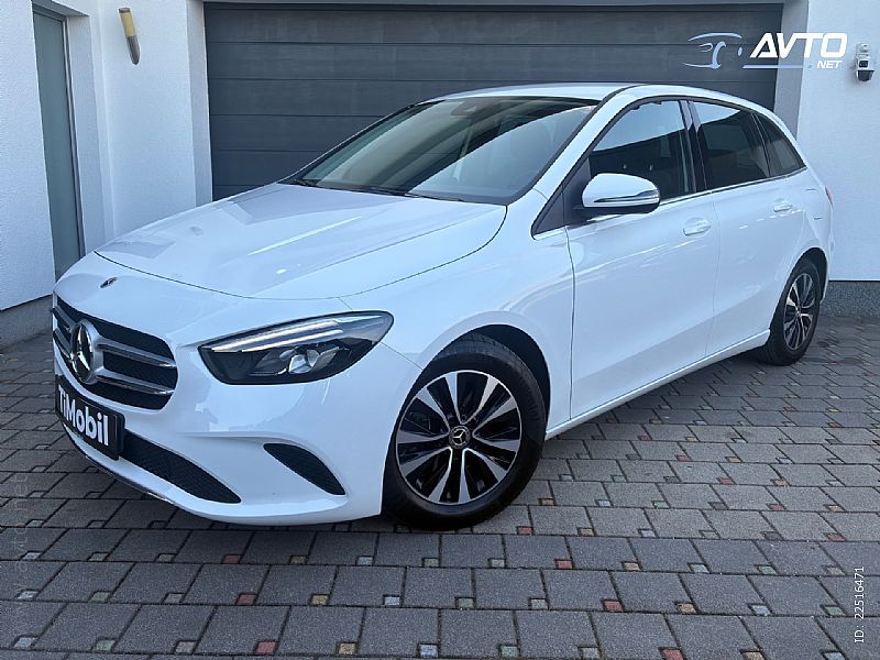 Mercedes-Benz&nbsp;B-Razred&nbsp;<small><strong>B180 Progressive FullLED VIRTUAL LANE USNJE DAB+</strong></small>