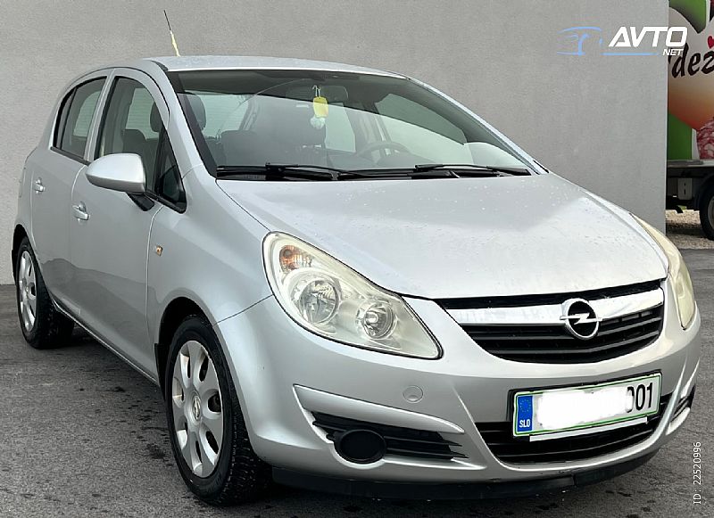 Opel&nbsp;Corsa&nbsp;<small><strong>Enjoy 1.4 16V</strong></small>