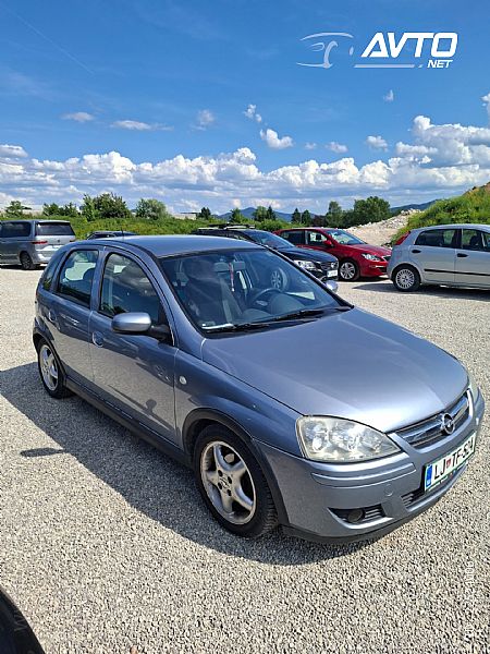 Opel&nbsp;Corsa&nbsp;<small><strong>Cosmo 1.2 16V Easytronic</strong></small>