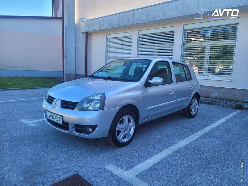 Renault&nbsp;Clio&nbsp;<small><strong>1.2 16V STORIA TEAM EXTREME 5V KLIMA</strong></small>