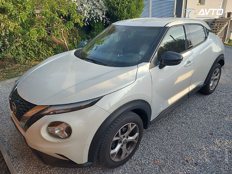 Nissan&nbsp;Juke&nbsp;<small><strong>1.0 DIG-T 117 N-Connecta</strong></small>