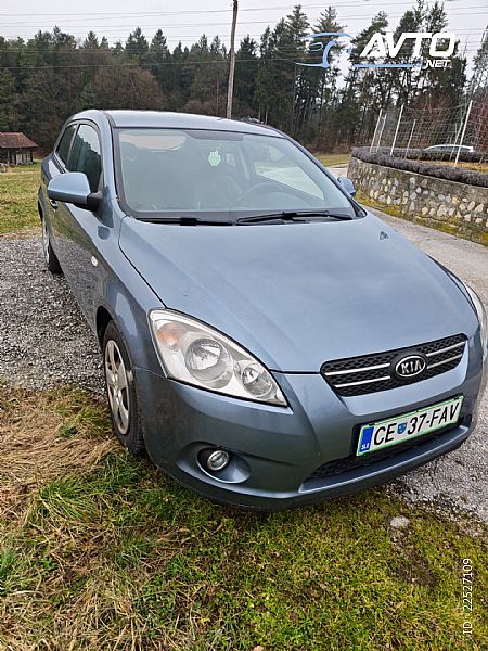 Kia&nbsp;Pro_Ceed&nbsp;<small><strong>Pro CeeD          1.4 CVVT LX Fresh</strong></small>