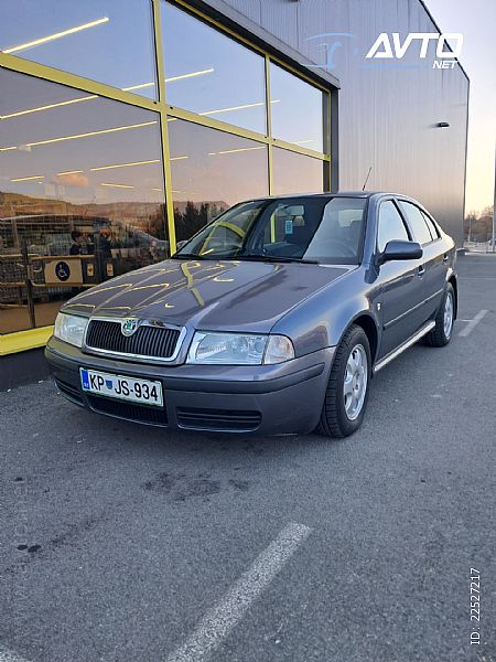 �koda&nbsp;Octavia&nbsp;<small><strong></strong></small>