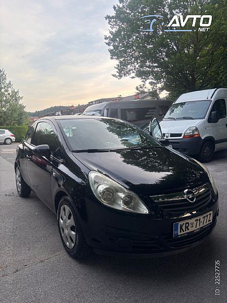 Opel&nbsp;Corsa&nbsp;<small><strong>Cosmo 1.2 16V</strong></small>