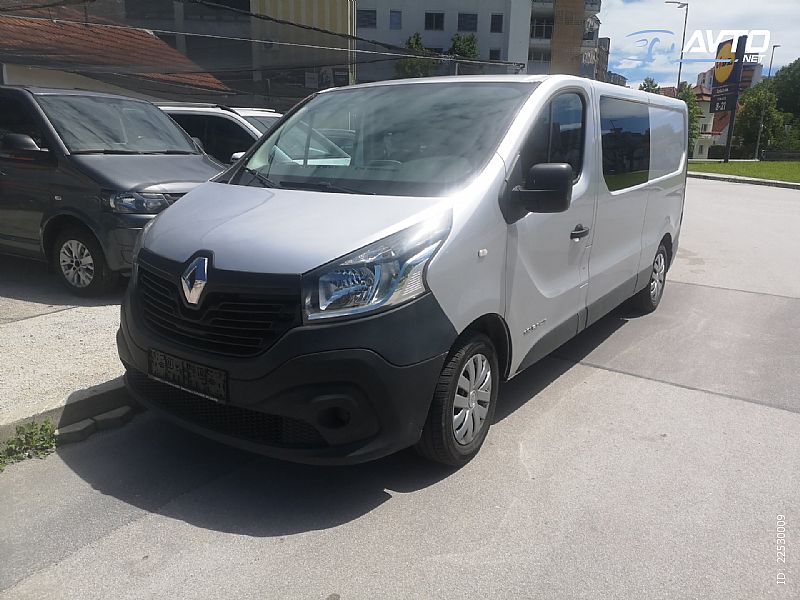 Opel&nbsp;Vivaro&nbsp;<small><strong></strong></small>