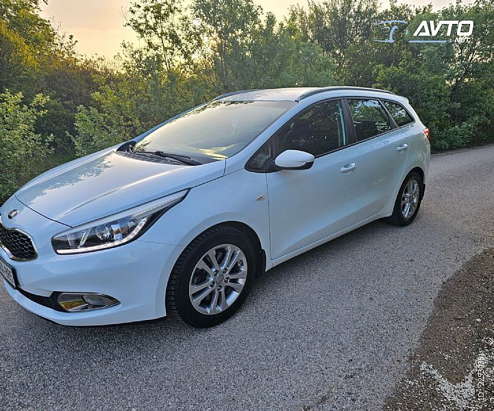 Kia&nbsp;Ceed SW&nbsp;<small><strong>Kia Ceed SW  karavan  1.4 � 2016 | Champion</strong></small>