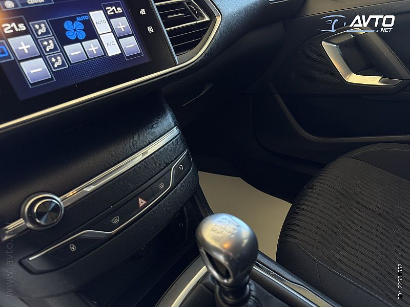 Peugeot&nbsp;308&nbsp;<small><strong>SW 1.6 BlueHDI Access</strong></small>