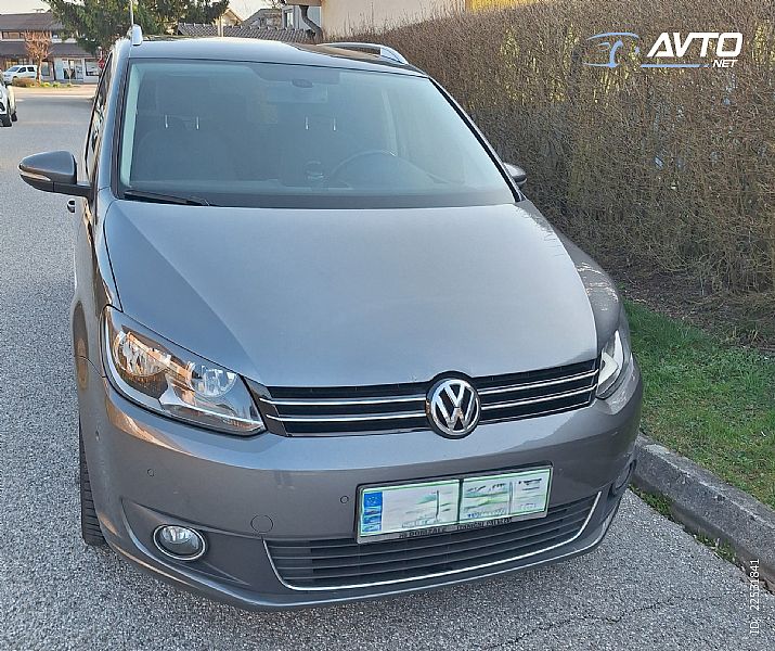 Volkswagen&nbsp;Touran&nbsp;<small><strong>1.6 TDI BlueMotion Tech. Highline</strong></small>