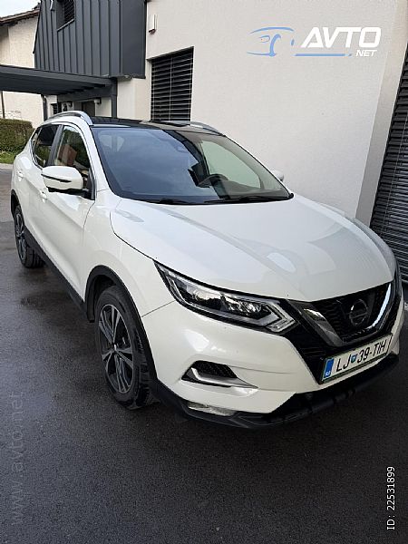 Nissan&nbsp;Qashqai&nbsp;<small><strong>4WD 1.6 dCi Tekna</strong></small>