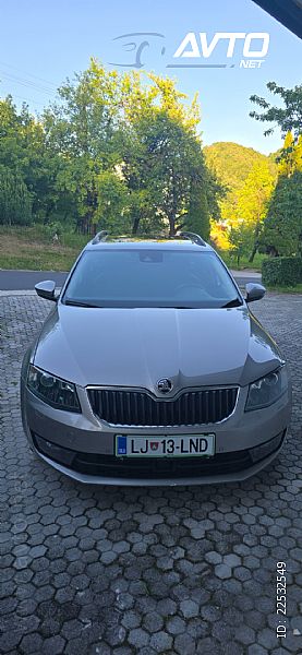 �koda&nbsp;Octavia&nbsp;<small><strong>Combi 2.0 TDI L K DSG</strong></small>