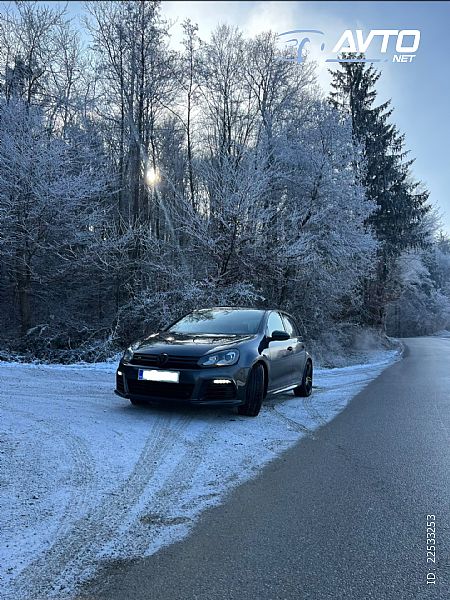 Volkswagen&nbsp;Golf&nbsp;<small><strong>2.0 TSI GTI DSG R-Look</strong></small>