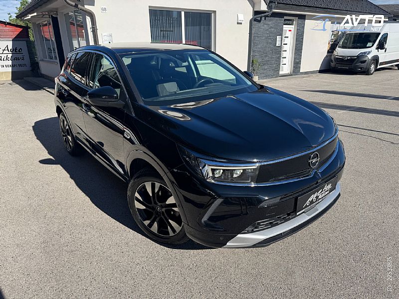 Opel&nbsp;Grandland&nbsp;<small><strong>1.5 D Elegance Avt. LED.KAMERA.NAVI</strong></small>