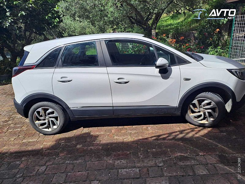 Opel&nbsp;Crossland X&nbsp;<small><strong></strong></small>