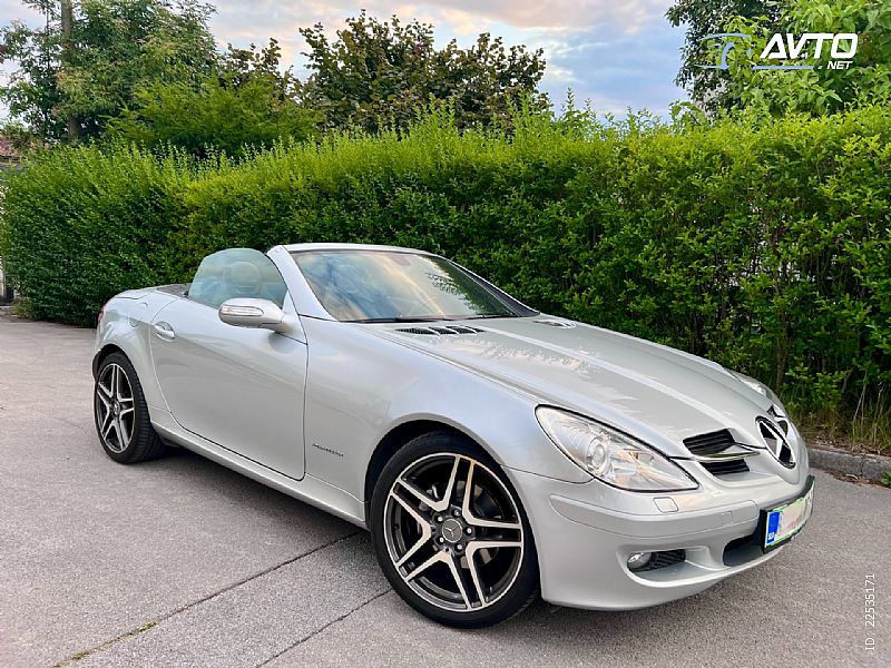 Mercedes-Benz&nbsp;SLK-Razred&nbsp;<small><strong>SLK 200 Kompressor</strong></small>