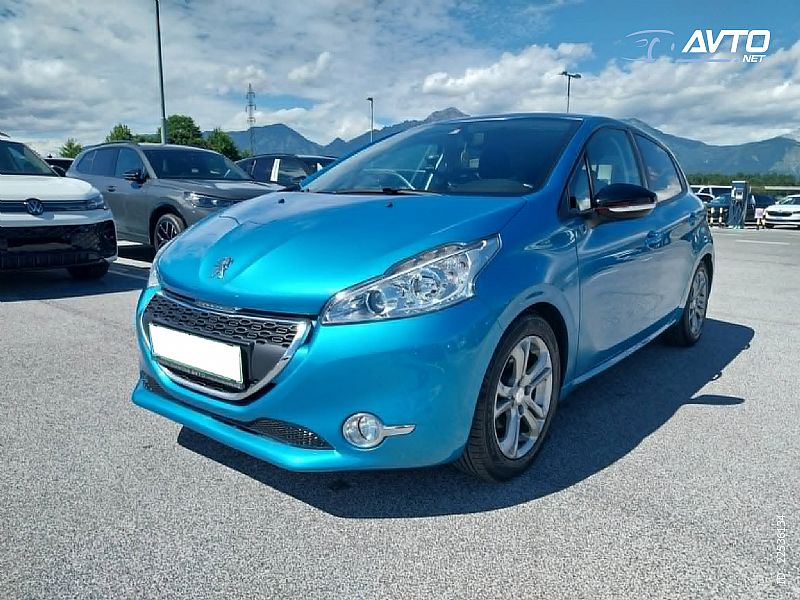 Peugeot&nbsp;208&nbsp;<small><strong>1.4 16v  Sporty - ALU - LED - TOUCH SCREEN - PANO </strong></small>