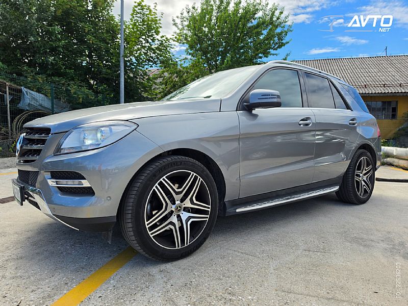 Mercedes-Benz&nbsp;ML-Razred&nbsp;<small><strong>ML 250 BlueTEC Avt.</strong></small>