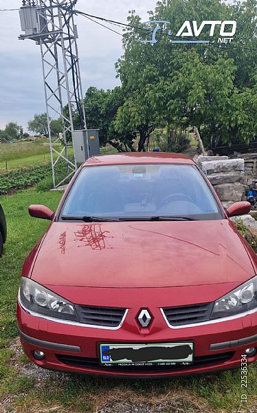 Renault&nbsp;Laguna&nbsp;<small><strong>Authentique 1.6 16V</strong></small>
