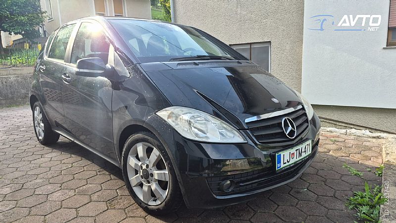 Mercedes-Benz&nbsp;A-Razred&nbsp;<small><strong>A 160 CDI Elegance</strong></small>