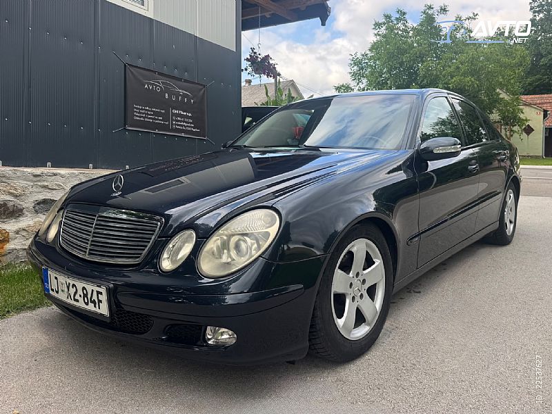 Mercedes-Benz&nbsp;E-Razred&nbsp;<small><strong>E 220 CDI Classic</strong></small>