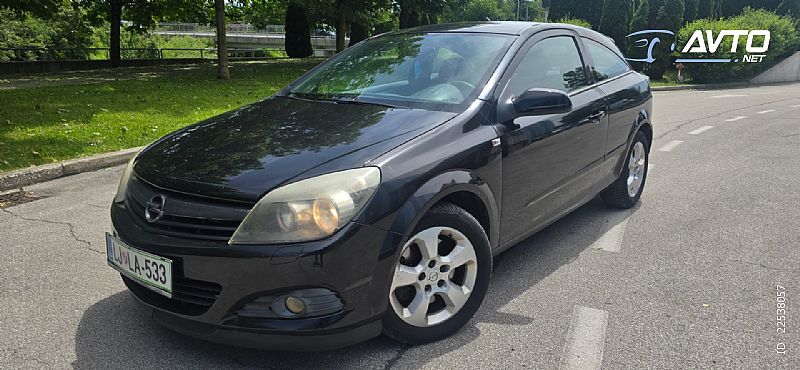Opel&nbsp;Astra&nbsp;<small><strong>GTC</strong></small>