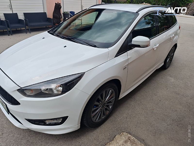 Ford&nbsp;Focus&nbsp;<small><strong>St line</strong></small>