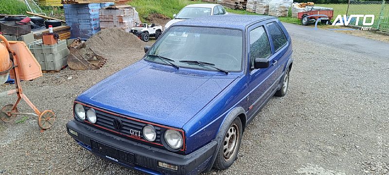 Volkswagen&nbsp;Golf&nbsp;<small><strong>GTI 16V</strong></small>