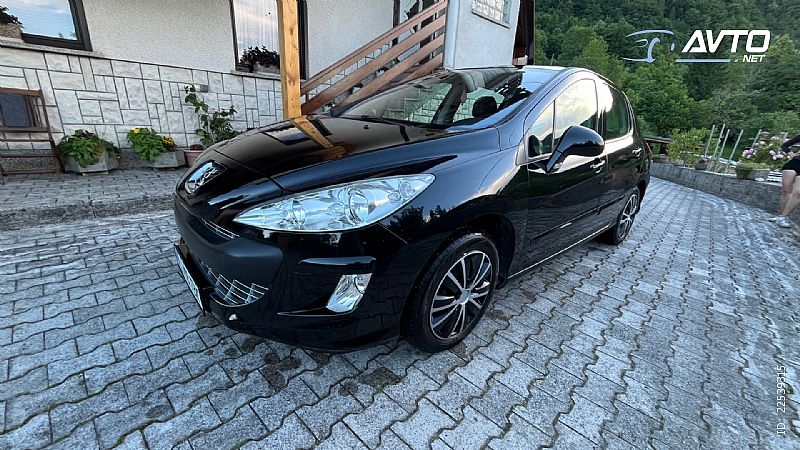 Peugeot&nbsp;308&nbsp;<small><strong>Premium 1.6 16V VTi</strong></small>