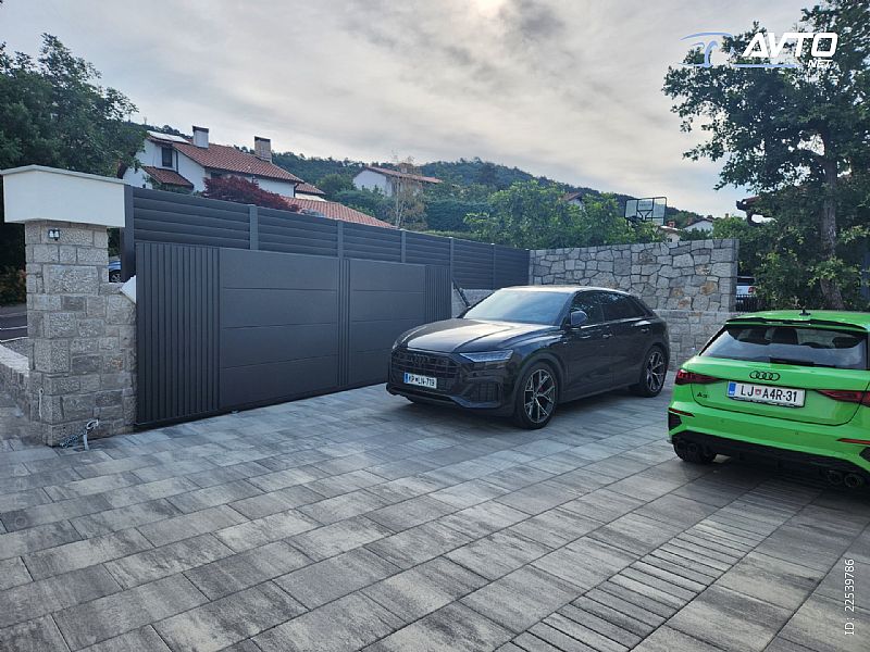 Audi&nbsp;Q8&nbsp;<small><strong>S-line.soft close.matrix.panorama.kljuka.22-col</strong></small>
