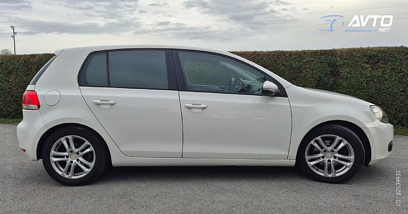 Volkswagen&nbsp;Golf&nbsp;<small><strong>Comfortline 2.0 TDI Slovenski</strong></small>