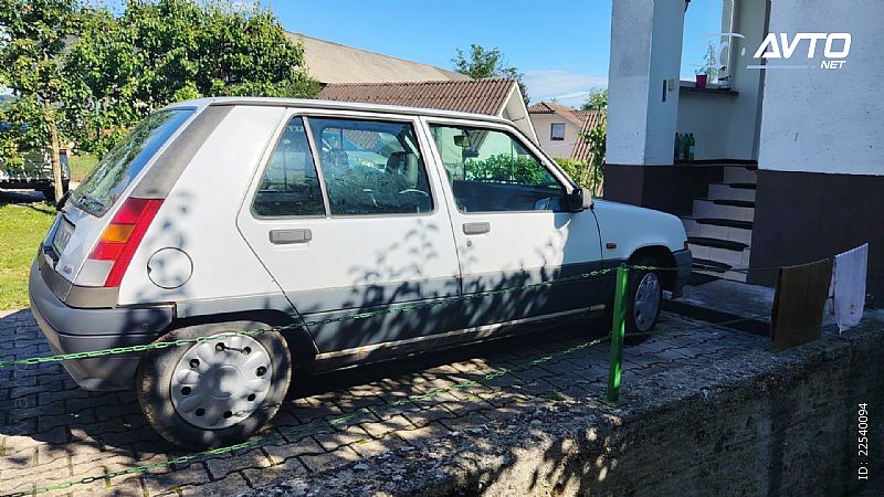 Renault&nbsp;R 5&nbsp;<small><strong>Bye Bye</strong></small>