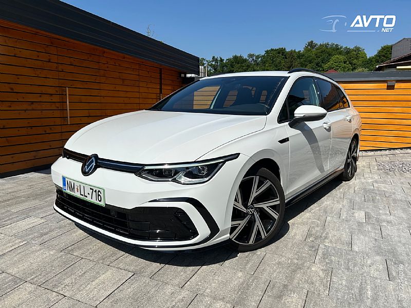 Volkswagen&nbsp;Golf Variant&nbsp;<small><strong>1.5 TSI R-Line</strong></small>