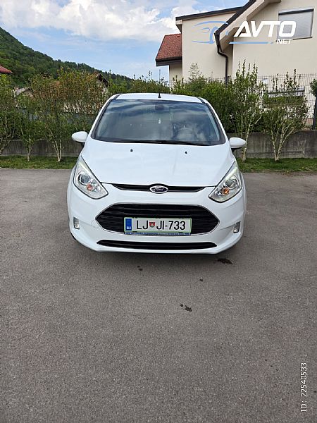Ford&nbsp;B-Max&nbsp;<small><strong>B-MAX 1.0 EcoBoost Titanium</strong></small>