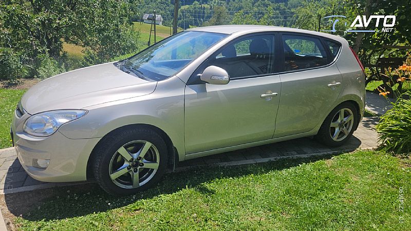 Hyundai&nbsp;i30&nbsp;<small><strong>1.6 CRDi HP Comfort</strong></small>