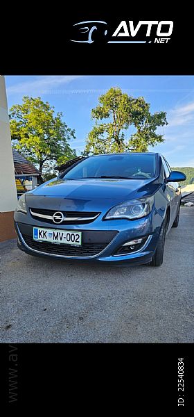 Opel&nbsp;Astra&nbsp;<small><strong>1.6 CDTI Cosmo Start Stop</strong></small>