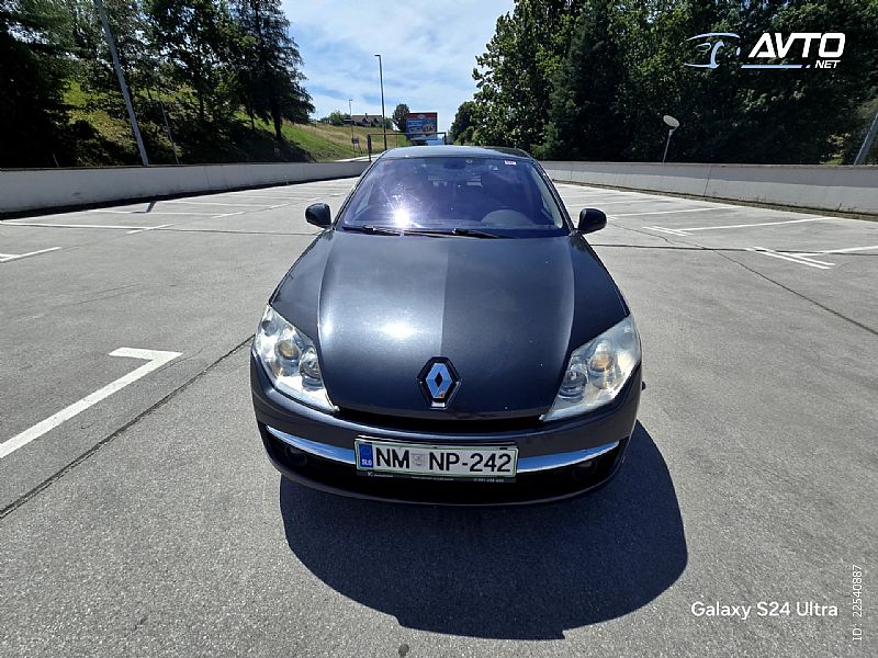 Renault&nbsp;Laguna&nbsp;<small><strong>Privilege 2.0 dCi</strong></small>
