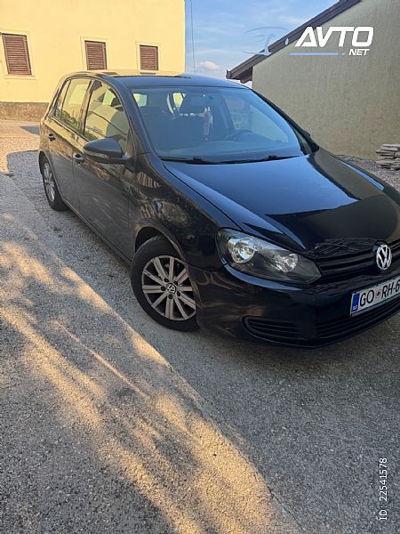 Volkswagen&nbsp;Golf&nbsp;<small><strong>Comfortline 1.6 TDI BlueMotion Tech.</strong></small>