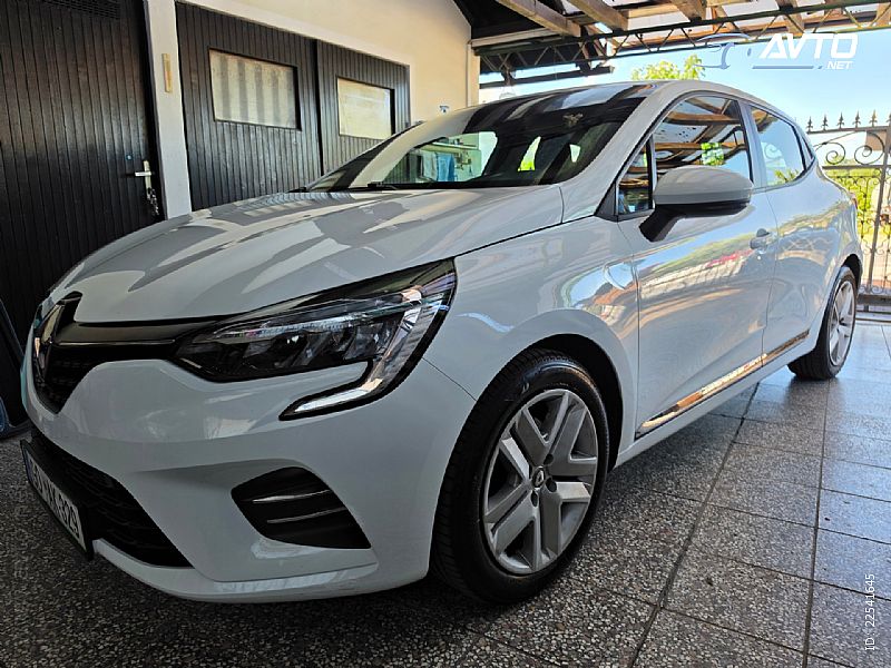 Renault&nbsp;Clio&nbsp;<small><strong></strong></small>