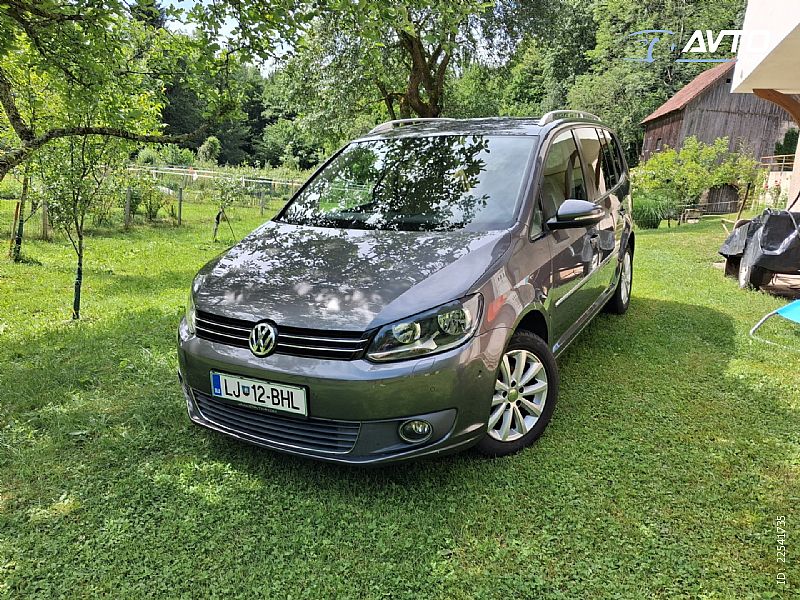 Volkswagen&nbsp;Touran&nbsp;<small><strong>1.6 TDI Highline</strong></small>